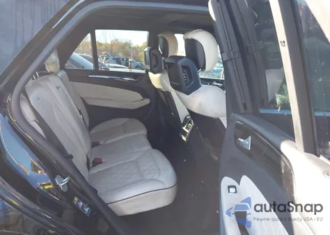 2015 Mercedes-Benz Ml 350 4Matic z USA, uszkodzony, nr VIN 4JGDA5HB0FA522238